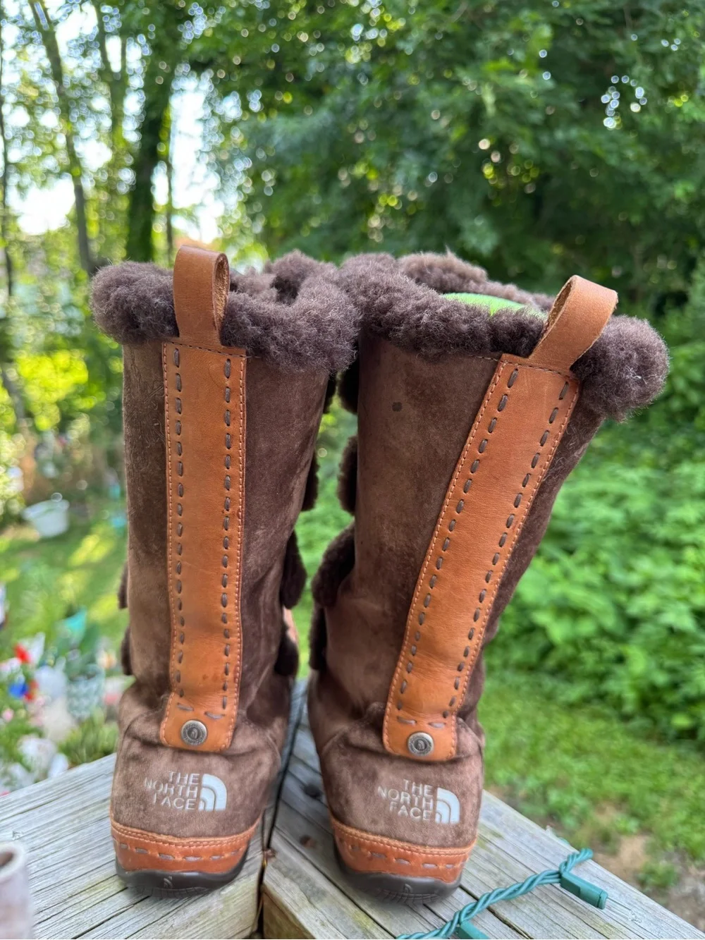 The North Face Abby II Brown Winter Boots Women's US size 9.5 Snowflake Design